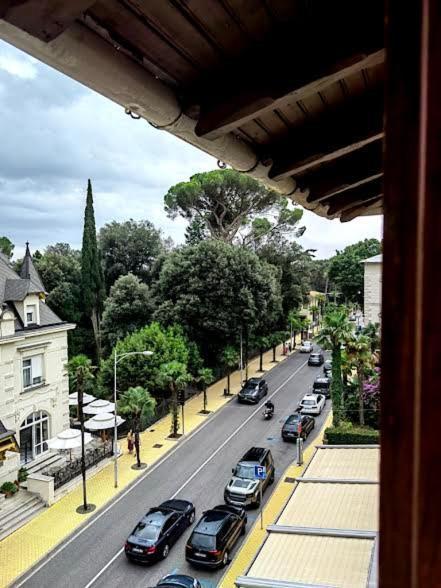 Apartment Albina Opatija Bagian luar foto