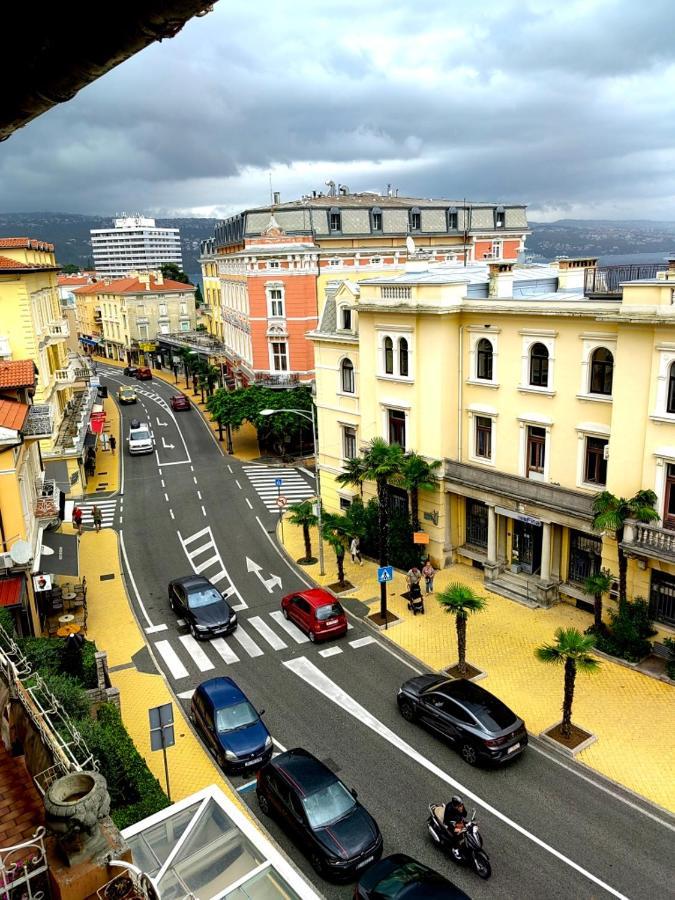 Apartment Albina Opatija Bagian luar foto